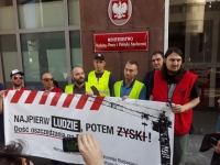Dość oszczędzania na BHP w branży budowlanej - komunikat