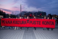 Publikacja raportu "Pełna kultura - puste konta"