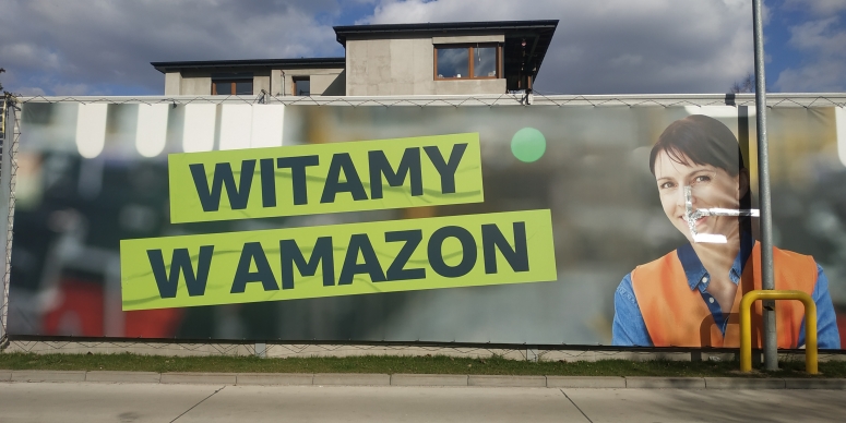 "Pikowałam i płakałam. Będę domagać się sprawiedliwości" - wywiad ze zwolnioną pracownicą Amazon